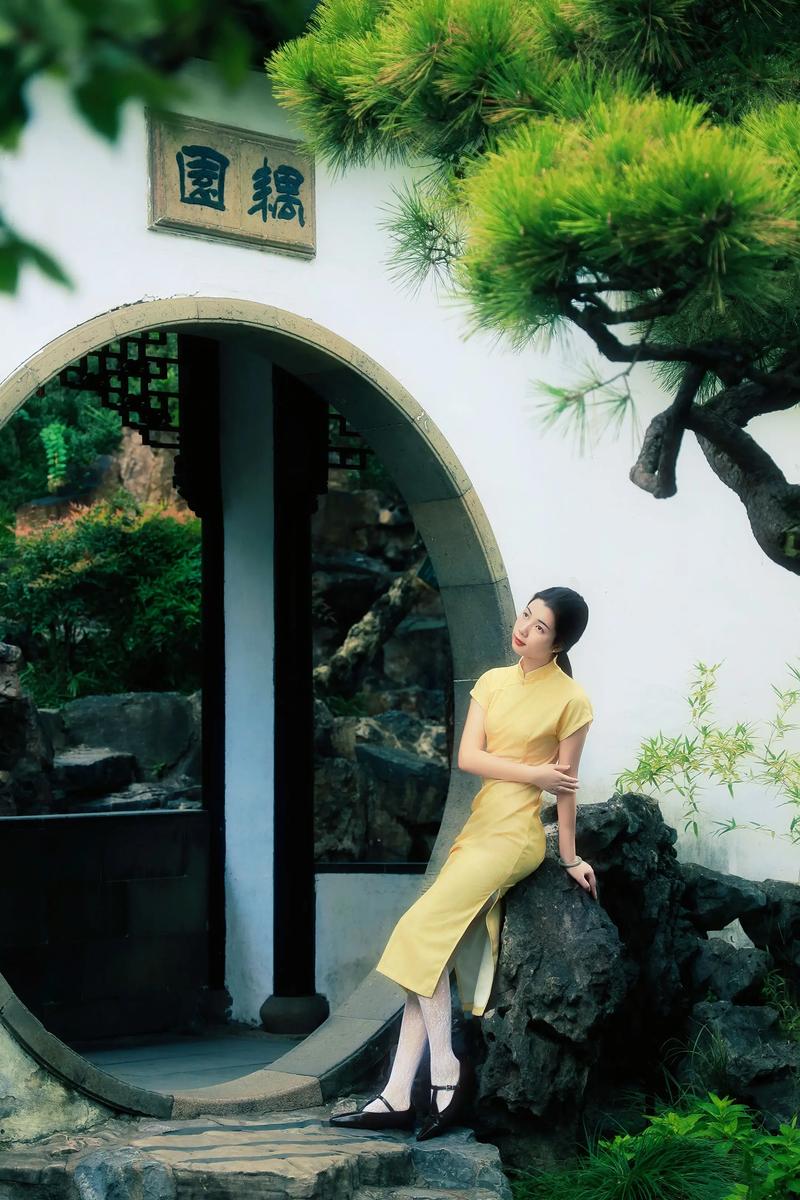 捕捉生活的甜蜜瞬间——室内婚纱照的魅力
